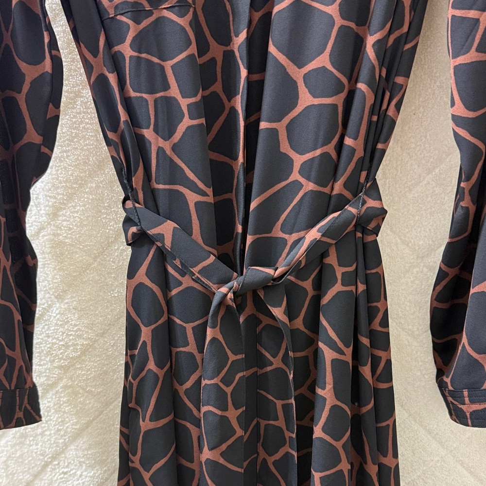 Banana Republic Black and Brown Long Sleeve Dress - Picture 5 of 7